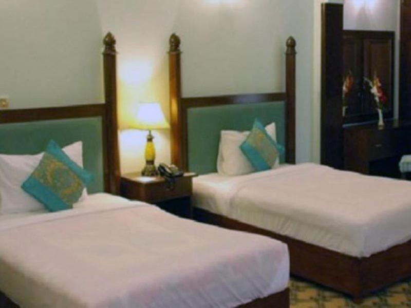 Mir Continental Hotel 穆扎法拉巴德 外观 照片